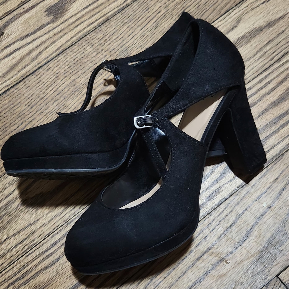 Impo Black Suede Heels